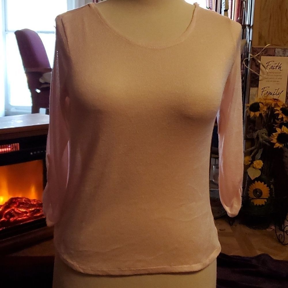 No boundaries top 